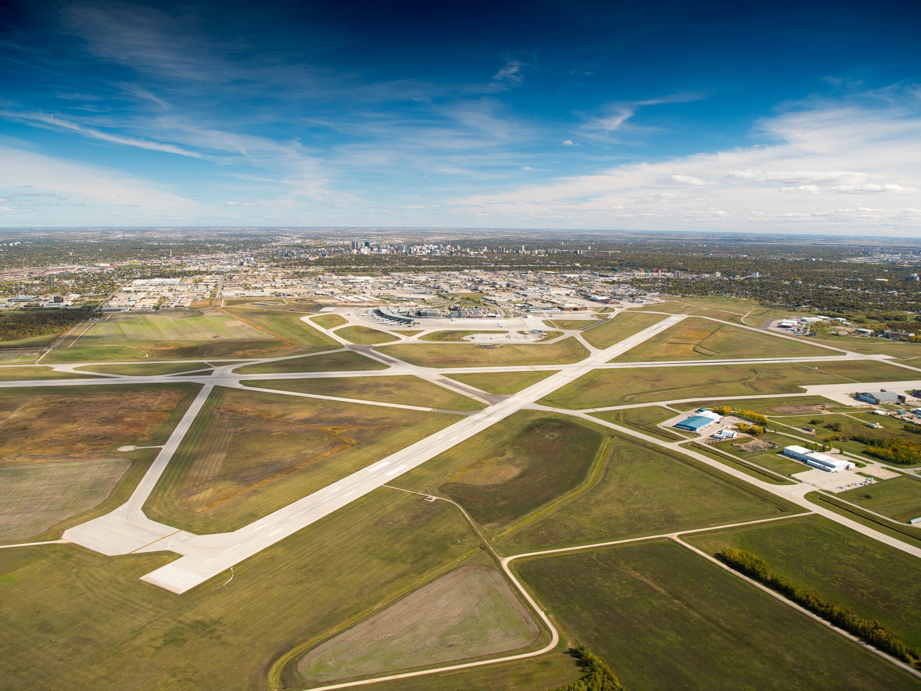 Canadian Airports Safety Week - Winnipeg Airports Authority